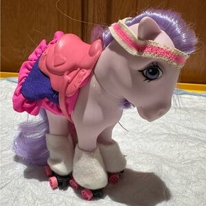 Vintage My Little Pony Blossom with Pony Wear Outfit Great Skate 1982 G1